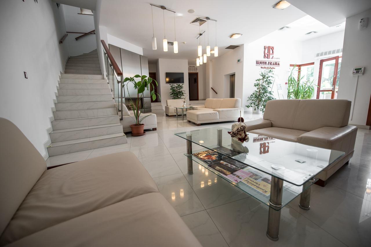 Garni Hotel Praha Trencianske Teplice Luaran gambar