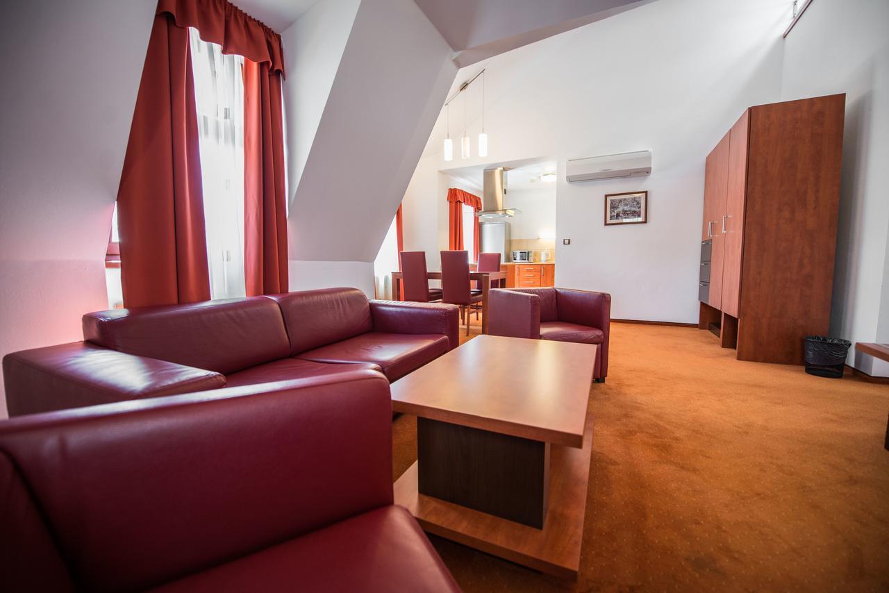 Garni Hotel Praha Trencianske Teplice Luaran gambar