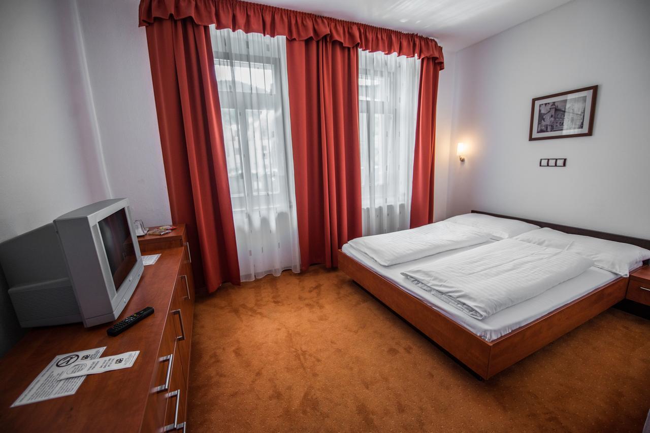 Garni Hotel Praha Trencianske Teplice Luaran gambar