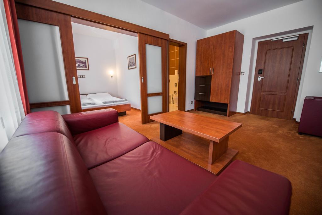 Garni Hotel Praha Trencianske Teplice Luaran gambar