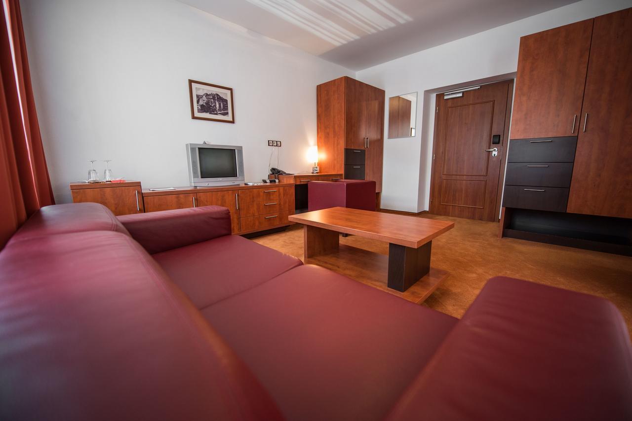 Garni Hotel Praha Trencianske Teplice Luaran gambar