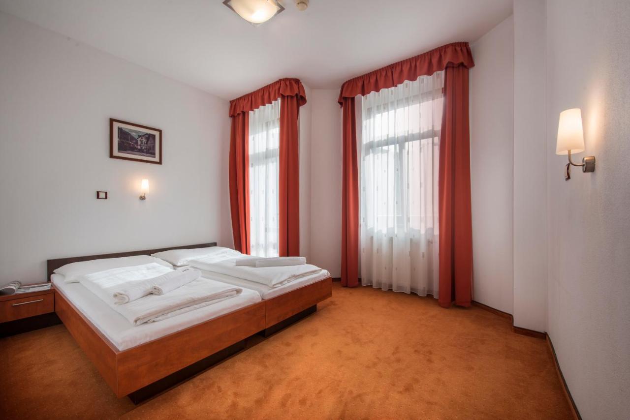 Garni Hotel Praha Trencianske Teplice Luaran gambar