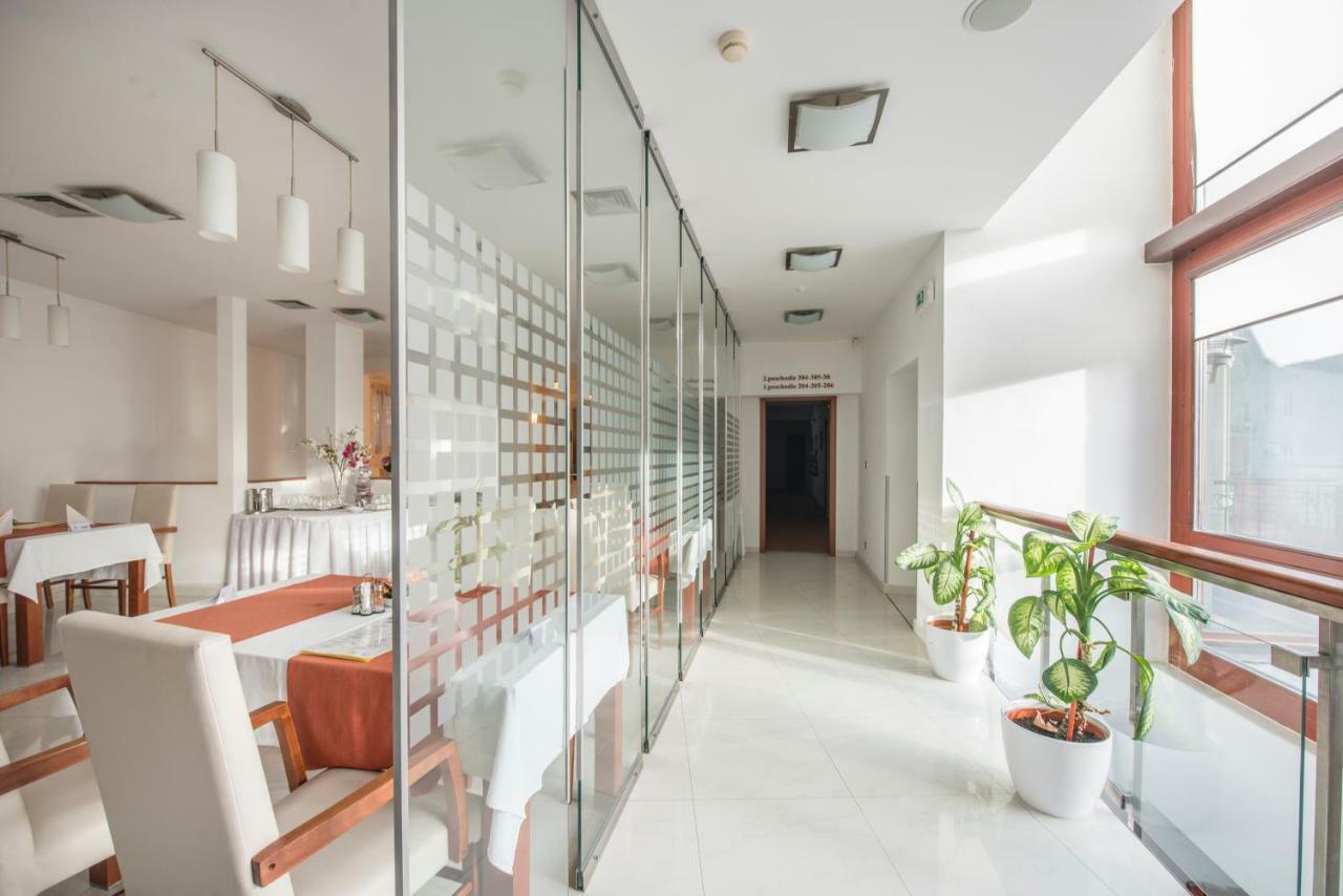 Garni Hotel Praha Trencianske Teplice Luaran gambar
